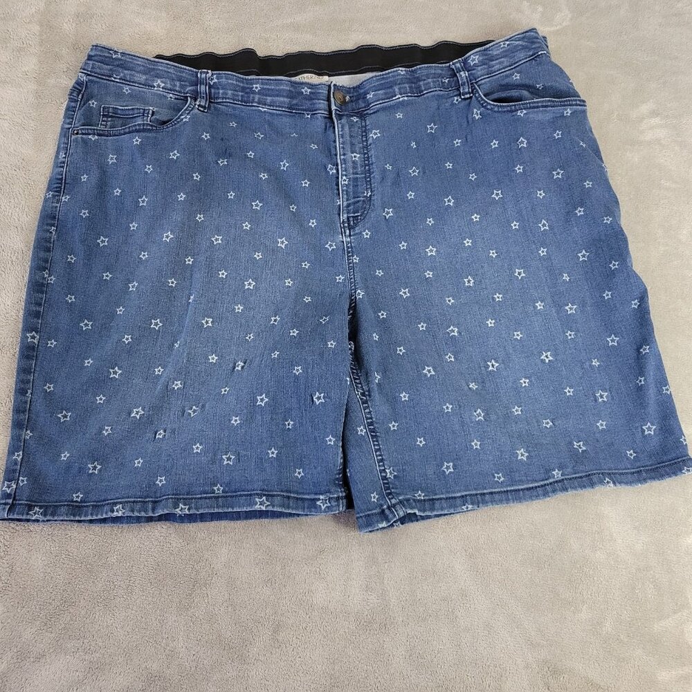 Catherines Shorts 3X Plus Medium Wash Denim Elastic Waist Stars SHO3E